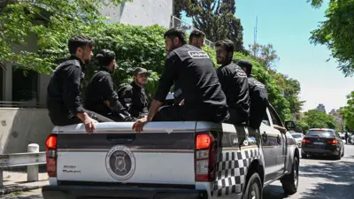 أفراد من الأمن السوري