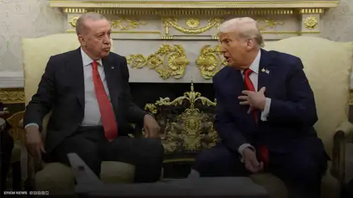 ترامب يسحب الكرسي لأردوغان