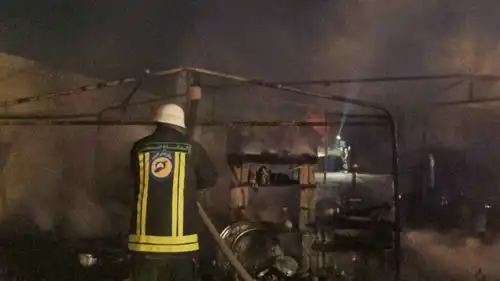 من موقع الحريق 