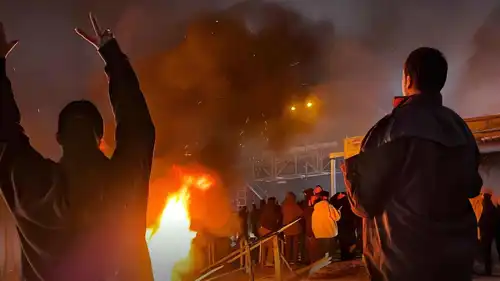 جانب من التظاهرات الليلية في إيران