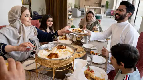 إفطار رمضاني (تعبيرية)