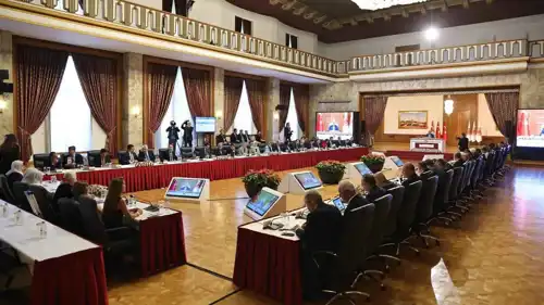 اجتماعات لجنة السلام بين تركيا وحزب العمال الكردستاني