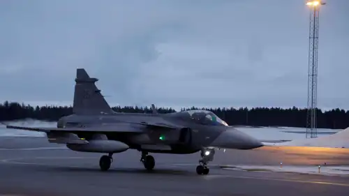 طائرات غريبن السويدية