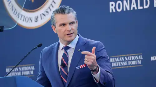 وزير الدفاع الأمريكي بيت هيغسيث