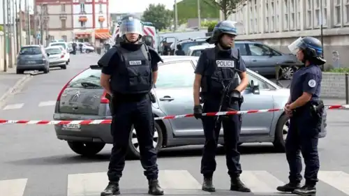 عناصر من الشرطة الفرنسية