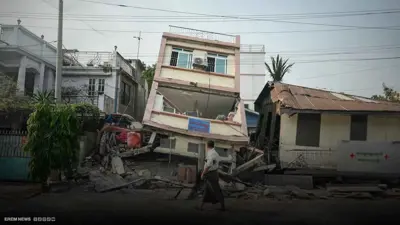 لحظة تمزّق الأرض أمام الكاميرا.. "توثيق نادر لزلزال مميت"