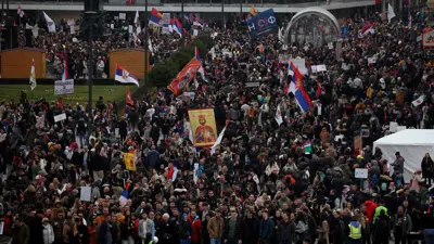 متظاهرون في صربيا