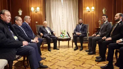 عباس والشرع في القاهرة