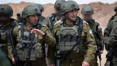 زامير خلال الجولة في الشجاعية