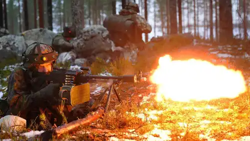 القوات الروسية تضيق الخناق على ليمان