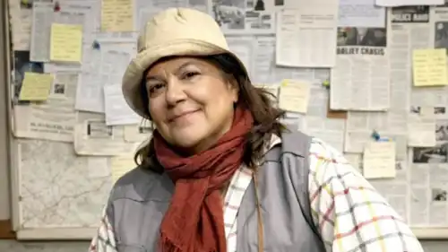 الفنانة جوزيان بولس في مسرحية "كذبة بيضا"