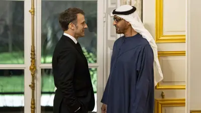 الشيخ محمد بن زايد وماكرون