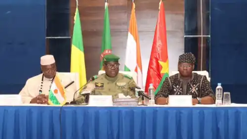 وزراء العدل لدول التحالف الإفريقي (مالي والنيجر وبوركينا فاسو)