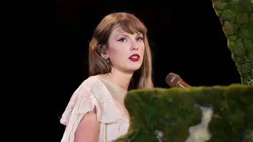 تايلور سويفت