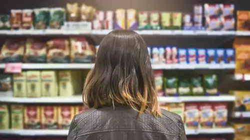 الطعام المزيف - تعبيرية