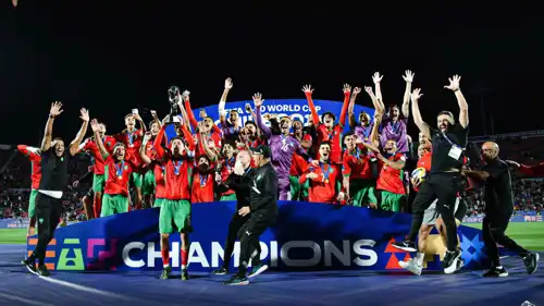 فرحة اللاعبين والجهاز الفني للمنتخب المغربي بالتتويج العالمي