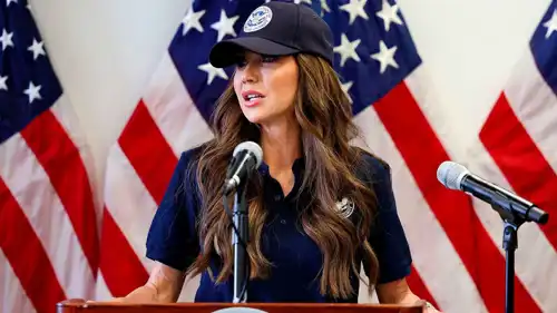 وزيرة الأمن الداخلي الأمريكية كريستي نوم