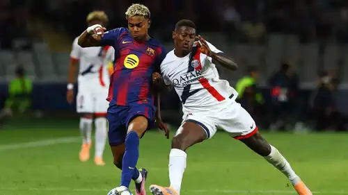 لامين يامال ضد نونو مينديز