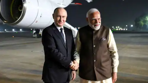 الرئيس الروسي فلاديمير بوتين ورئيس الوزراء الهندي ناريندرا مودي.