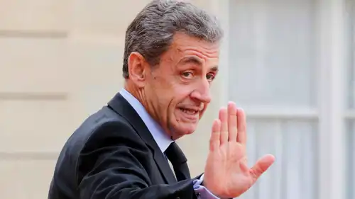 الرئيس الفرنسي السابق نيكولا ساركوزي