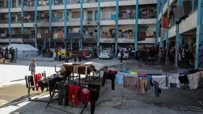 نازحون غزيون في إحدى مدارس الأونروا