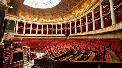 البرلمان الفرنسي بانتظار التركيبة الجديدة