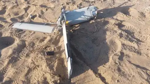 حطام مسيرة أسقطتها إيران