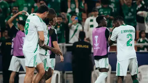 من فوز الأهلي التاريخي على فيسيل كوبي