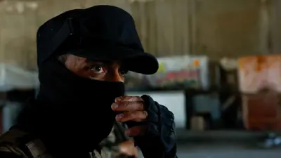 أحد أفراد قوات الأمن في مدينة جرمانا