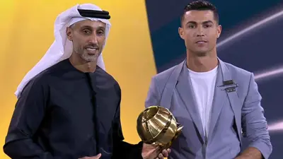 كريستيانو رونالدو يفوز بجائزة غلوب سوكر