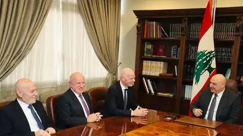 إنفانتينو بعد حصوله على الجنسية اللبنانية