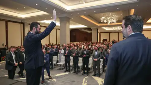 الشرع يلتقي أعضاء الجالية السورية في ألمانيا