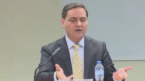 رجل الأعمال الفلسطيني سمير حليلة