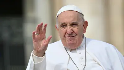 في رسالة من المستشفى..  البابا فرنسيس: "أواجه فترة صعبة"