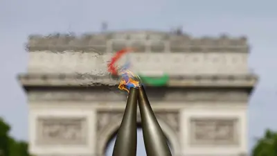 الشعلة الأولمبية في باريس