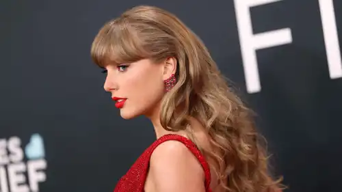 تايلور سويفت 