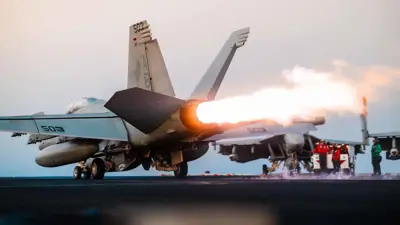 مقاتلة أمريكية تقلع لقصف الحوثيين