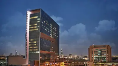 مستشفى الملك فيصل التخصصي 