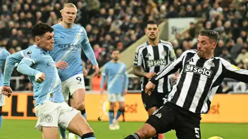 نيوكاسل ومانشستر سيتي