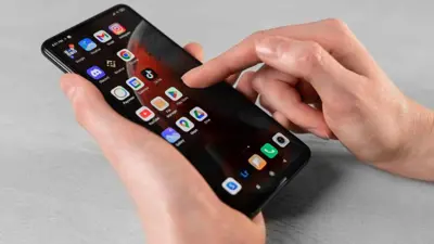 متجر غوغل بلاي على شاشة هاتف ذكي