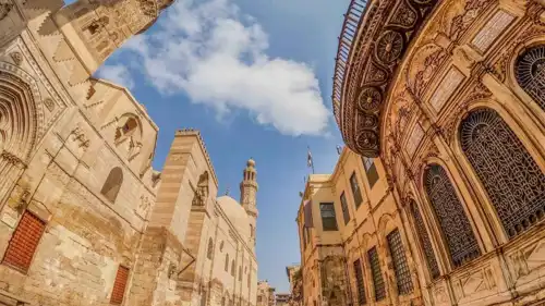 مسجد نجيب محفوظ