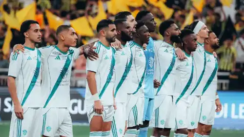 لاعبو الأهلي السعودي