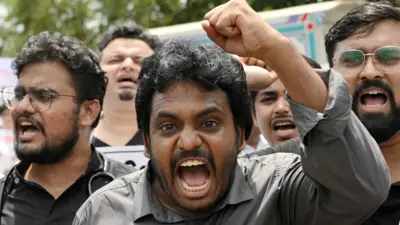 احتجاجات مومباي بعد اغتصاب طبيبة ومقتلها