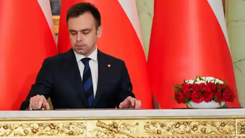 وزير المالية البولندي أندريه دومانسكي.