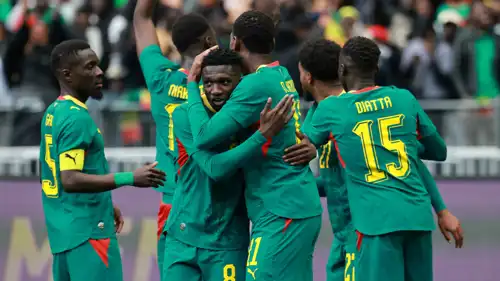 منتخب السنغال في مباراة بيرو