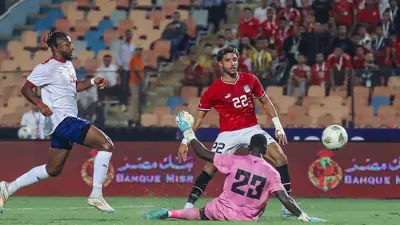 عمر مرموش بقميص منتخب مصر
