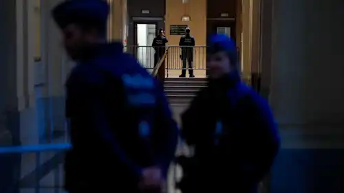 أفراد من الشرطة البلجيكية