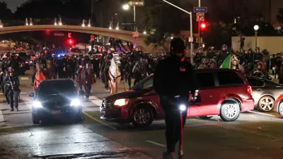 قوات أمريكية في لوس أنجلوس