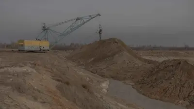 منجم تيتانيوم في أوكرانيا