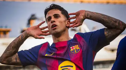 كانسيلو بقميص برشلونة